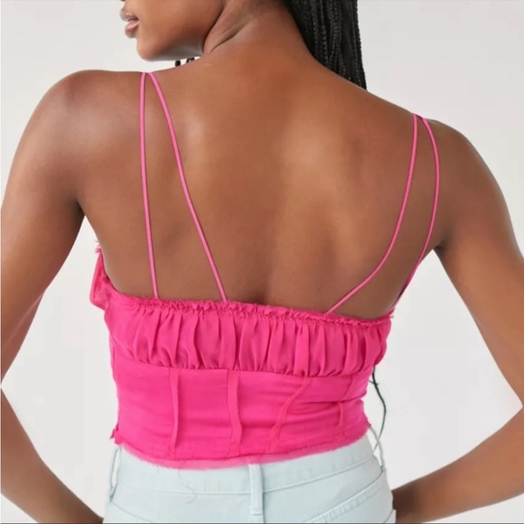 UO Ronny Raw-Edge Cami - Picture 2 of 3